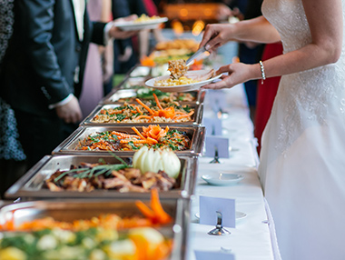 a guide to wedding caterers